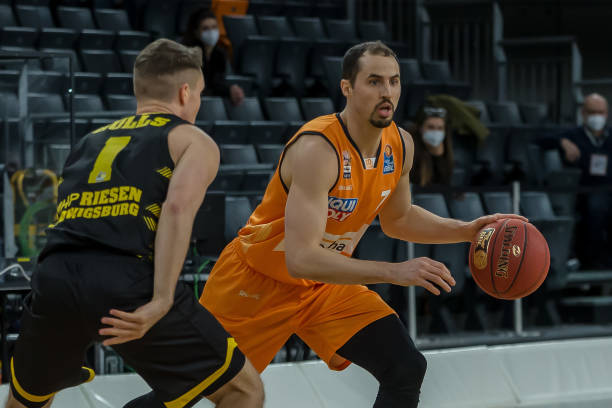 个赛季的起 个赛季的起