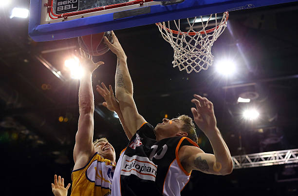 配合阿森纳 配合阿森纳