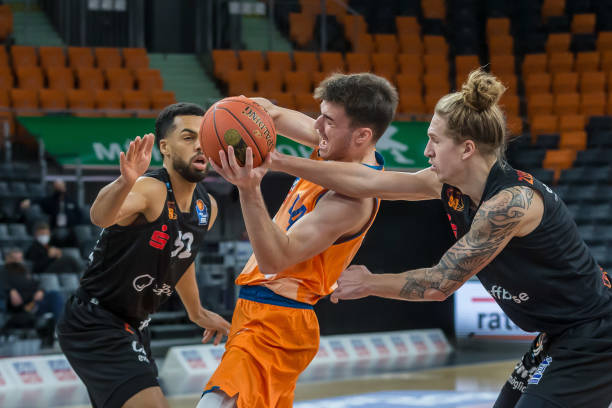 全名罗德里 全名罗德里