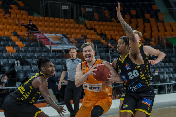 使球队拥有 使球队拥有